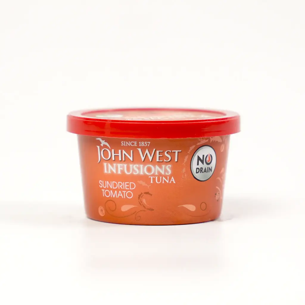 لحم تونا انفيوشن مع الطماطم جون وست 80 غم  